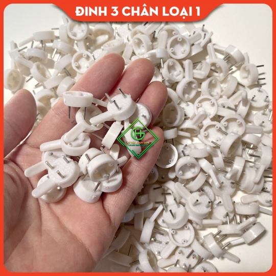 đinh 3 chân